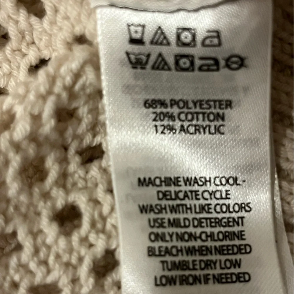 Happily Grey Open Weave Cream Crew Neck, Boxy Crop Sweater, size Large